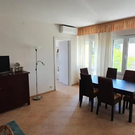 Apartment Fiuri De Tapo *