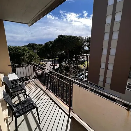 Fiuri De Tapo Apartment *
